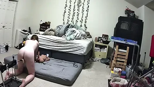 Mom caught using huge fuck machine