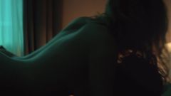Eliza taylor sexo nu o homem de novembro em topless peitos