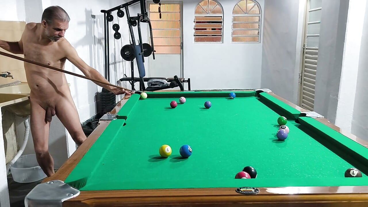 The Carmonas playing naked billiards with that +18 pinch
