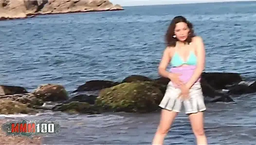 Zetah Niagara: Sexy Wet Teen in the Sea Making a Hot Strip