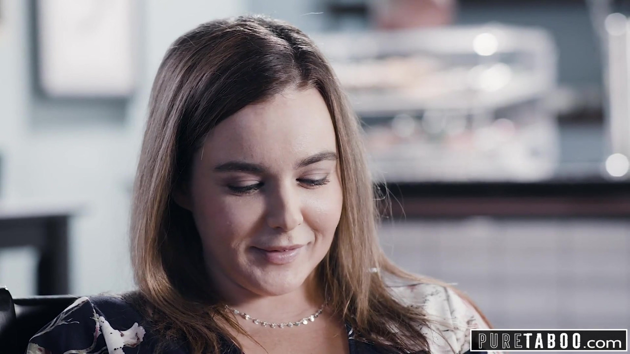 ナターシャ・ナイスは変態カップルにタグ付けさせる