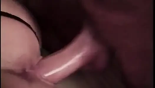 Typ befördert und gesichtsbesamung, geile brünette mit schönen hupen