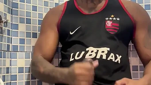 Flamengo Gömleğiyle Boşalma