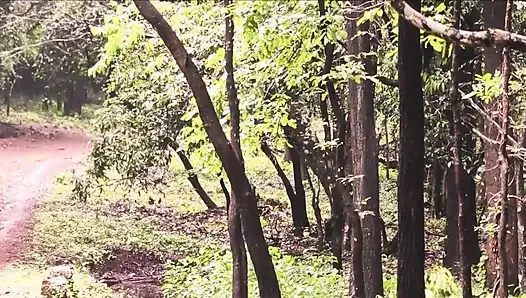 Jungle Nude, Masturbate, Squirt