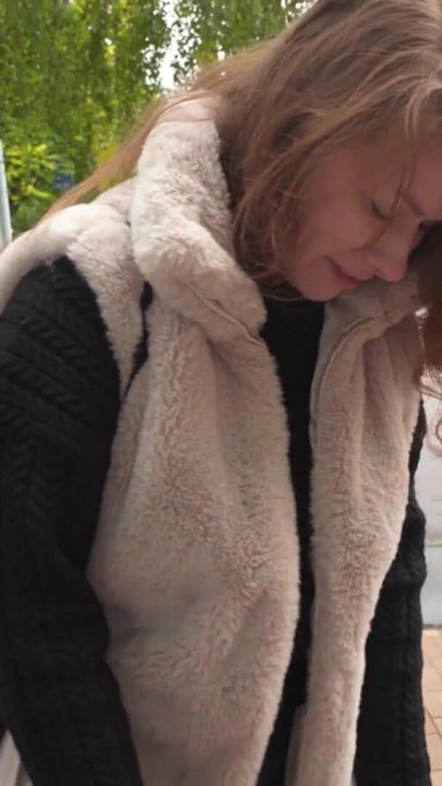 Public Agent - große natürliche russische MILf POV blowjob schnell harter fick mit total fremden | Clip 1