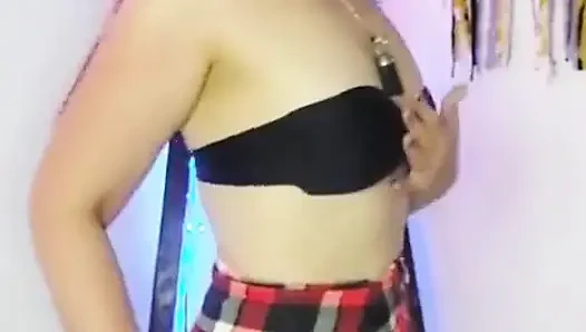 Shyyfxx Your Best Friend Makes Your Cock Hard with Her Glasses and Dancing! Role Play P1