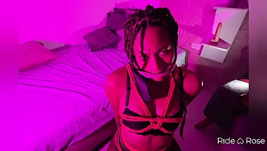 Чем больше вы видите его, тем труднее перестать смотреть на него