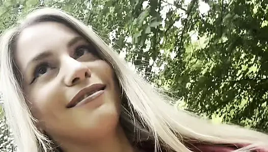 I get fucked by my ex, Polly Gardel porn actress, in show mode in the forest