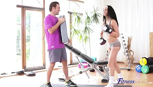 Fitnessräume - anal-creampie-stunde für vollbusige MILF