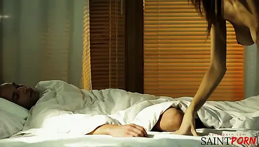 Кошечка Jane сосет и трахается в этой сцене XXX