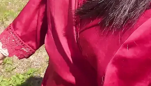 Bahçeye git ve sonra tuvar yap