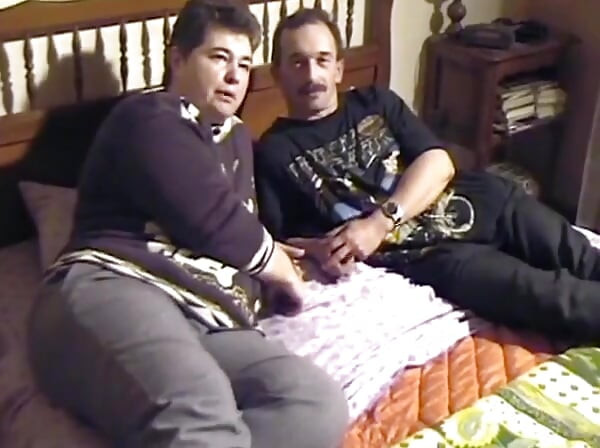 Amateur couple fucking at home