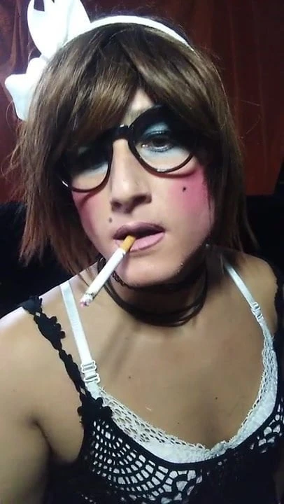 Cdsandritatuputita smoking sexy lingerie