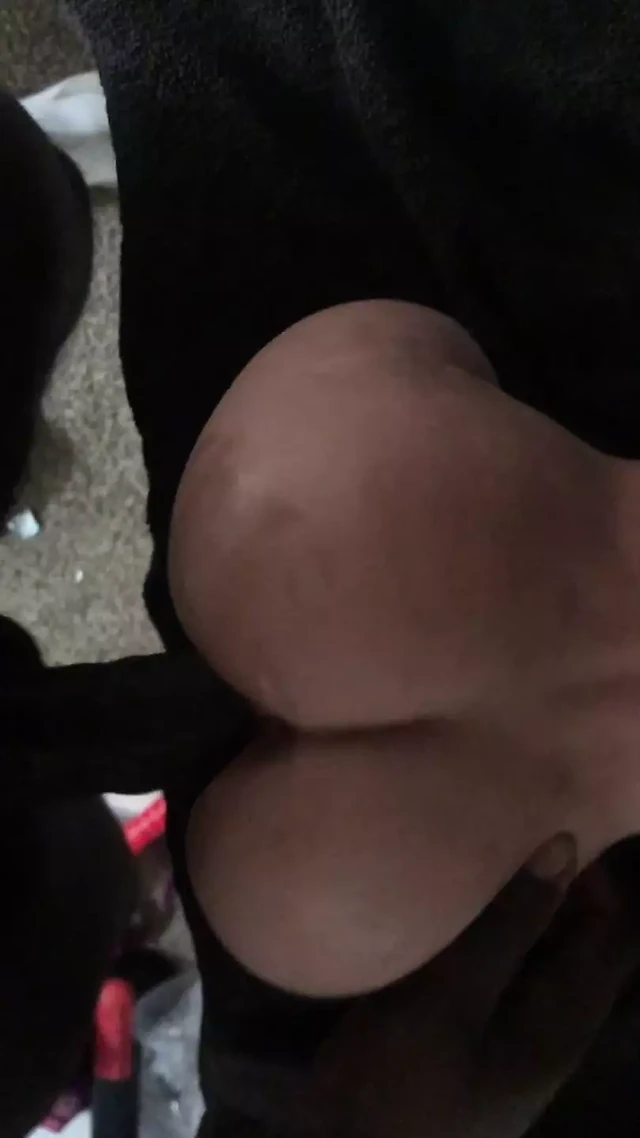 BBC FUCKING A SEX TOY. HUGE CUMSHOT!