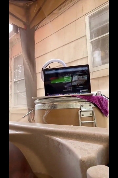 Adamım bitirdi yeni bir delik açtı