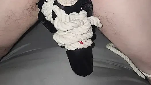 Goode Girl CBT a Nylon, Some Ropes and Ballbusting