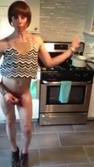 Swishy Nicky cundunp sissy fag