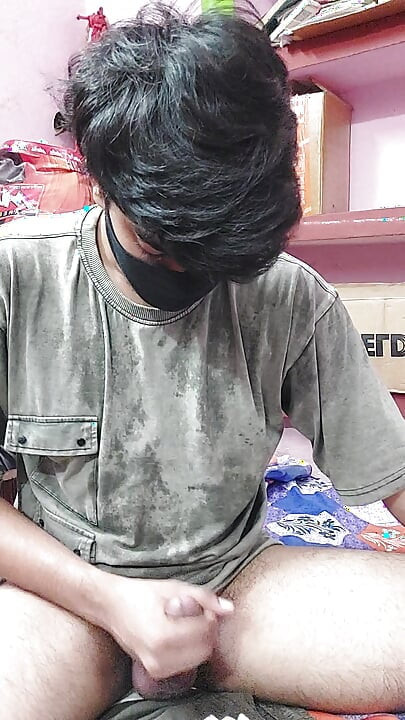 A man using there own hand and try to cum