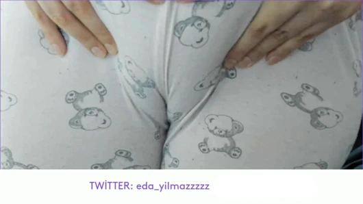 CAMELTOE- PAJAMA- SWOLLEN PUSSY
