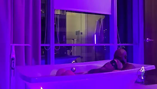 Eine verführung in der wanne