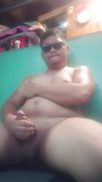 Pinoy chubby man cums a lot