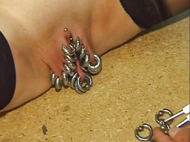 Os piercings mais bonitos da buceta!