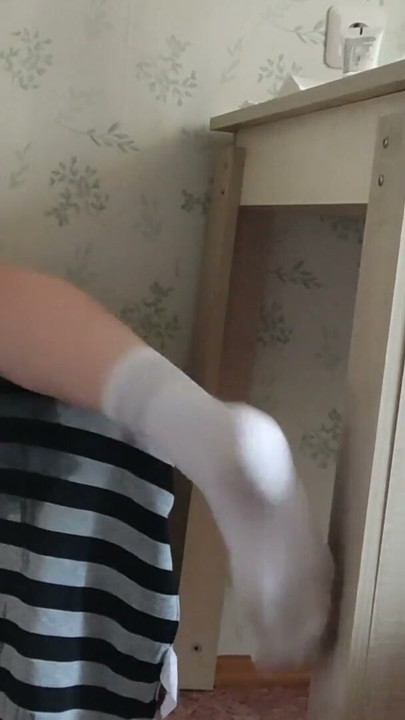 Hot milf inflates her wet vagina | Clip 2