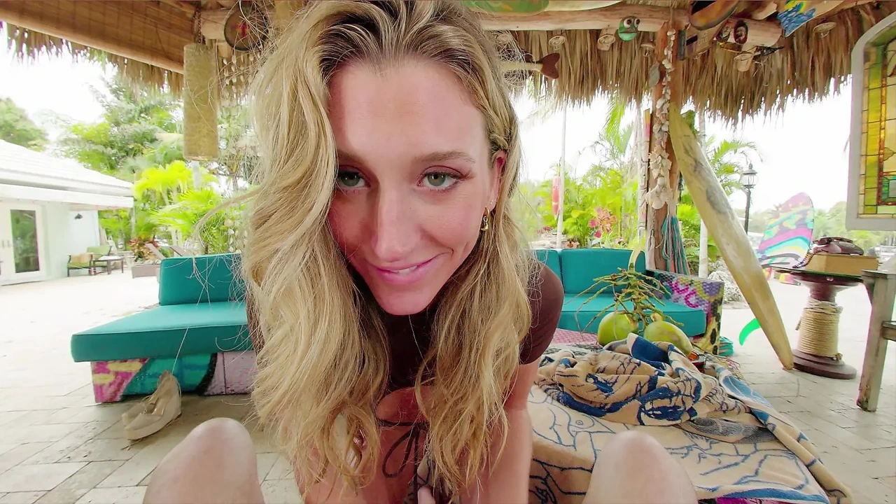 布列塔尼荷兰人的阴户很紧，所以我操她的屁股