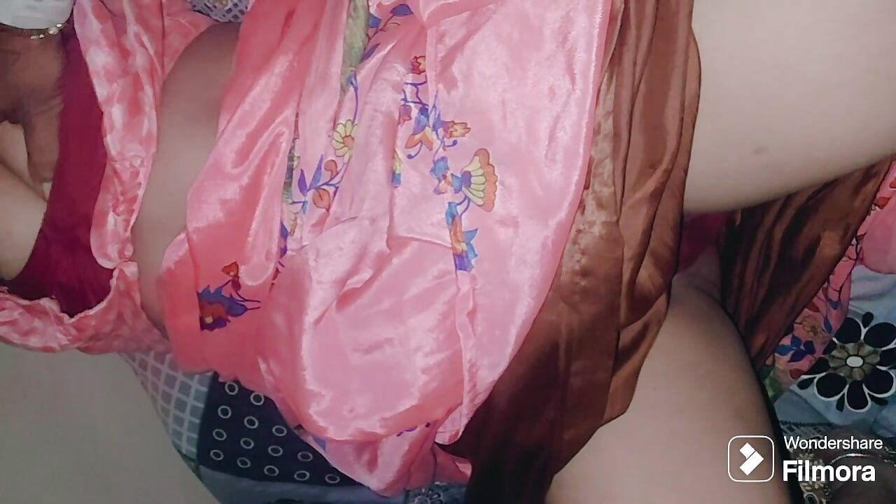 Chuddakad Wife Priya Sucking Her Muslim Friend's Penis at Her Parents' House, Full Face Video Hard Sloppy Sucking Creampie