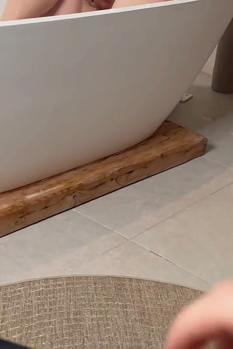 Masturbation Suite Jacuzzy and POV Blowjob Cock Cum Inside the Mouth