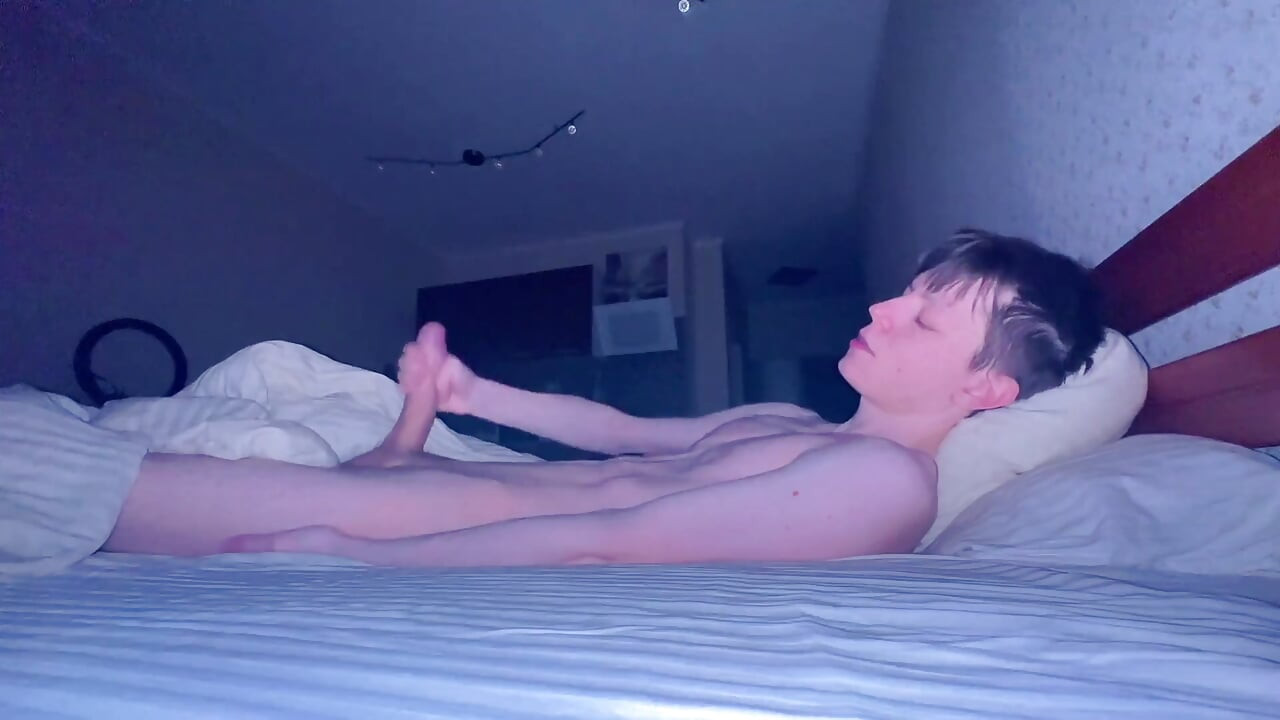 Fast and Rough Jerk off When You Only Have a Few Minutes