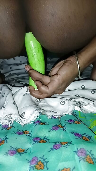 Pumpkin a făcut sex anal cu un dovleac zgomotos