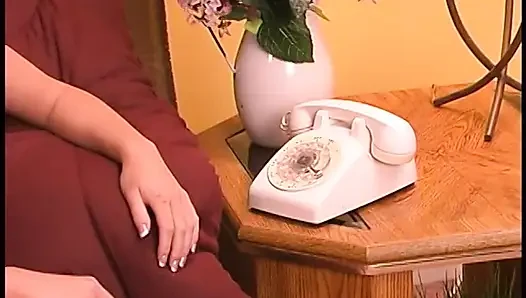 Koyu saçlı Fransız güzel Melissa Lauren büyük memeli adamla seks yaptıktan sonra büyük göğüslerine boşalmayı seviyor