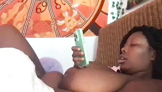 Pornosunu / mastürbasyonunu gönderdiğinde ne olur