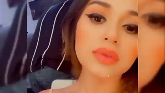 Jannat zubair sexy videos tik tok star jannat zubair fingeri