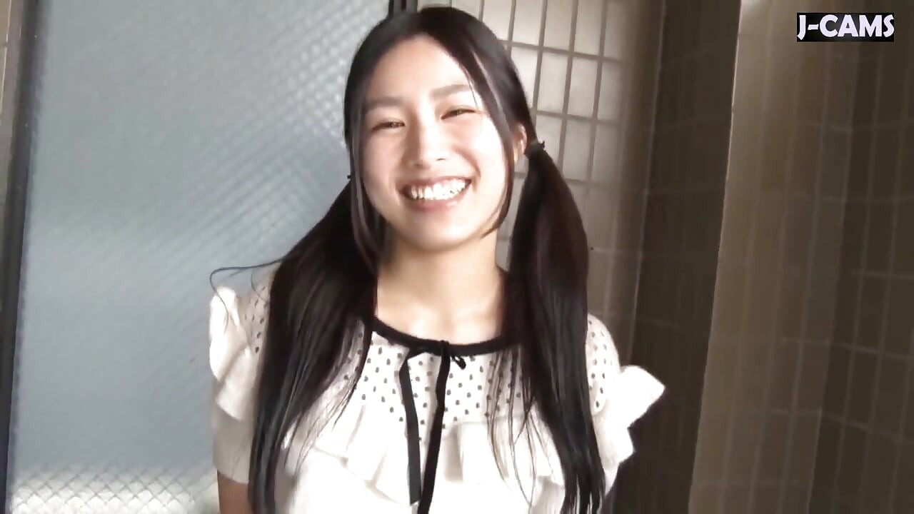 Smooth Angel Beauty Miracle Bare Face and Flexible Body That Bends for Every Tempting Moment - Scene1