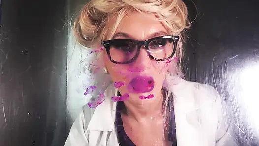 Lippenstift-testerin