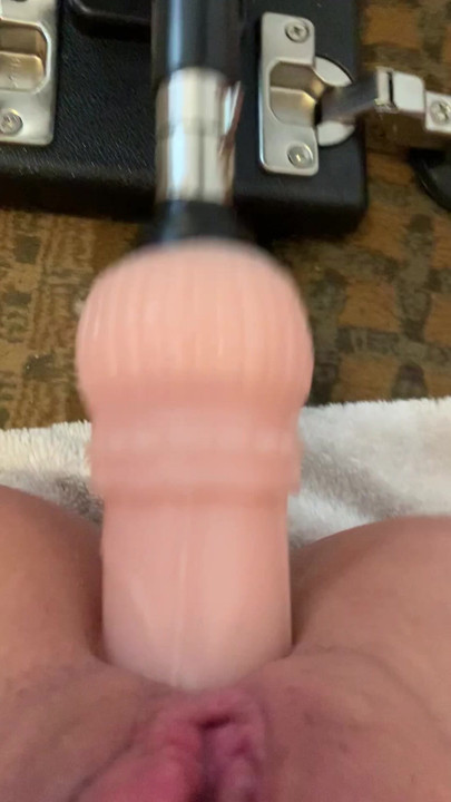 Fuck machine anally