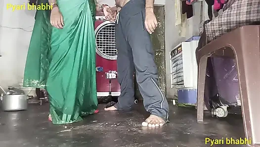 Cewek sange ini lagi asik nyepong kontol sambil nyepong kontol dan ngisap toketnya sambil duduk di kontolnya sambil berbaring lurus - audio bahasa india