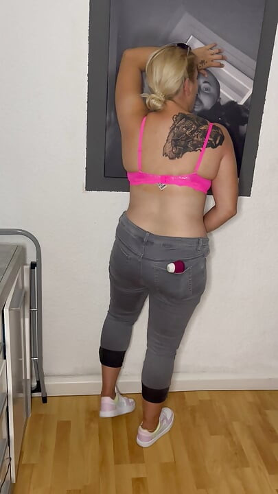 Леді-свідки, данина чоловікові стимулює її збуджену мокру блондинку, множинні оргазми, клітор пизди