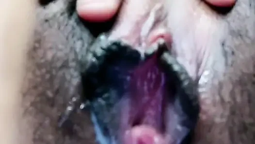 This morning I was very nervous and I did a squirt in front of the camera