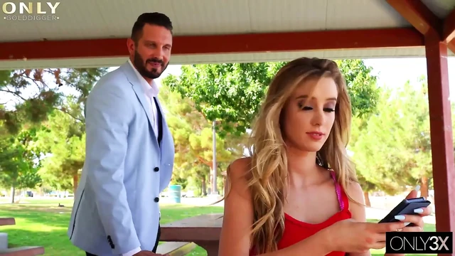 Sexy Haley Reed is a gold miner and she deserves a facial Premium Edit Only Gold Digger