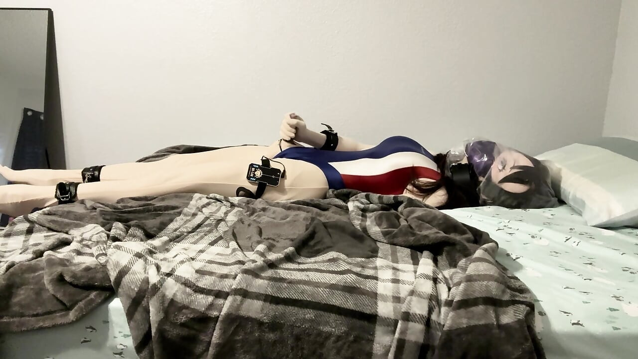 Kigurumi estim ile nefes oyunu mastürbasyonu