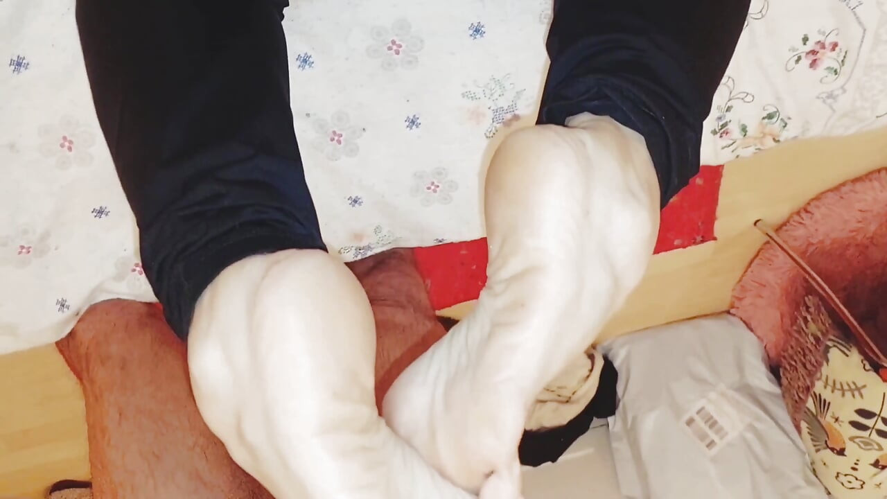 Femme Blonde Mature Apprécie Le Sexe Entre Les Deux