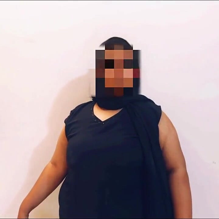 阿拉伯女仆与老板20岁的继子的私人事务