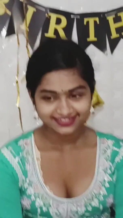 Real Desi Girl Green Salwar Hard Fuck - Homemade | Clip 1