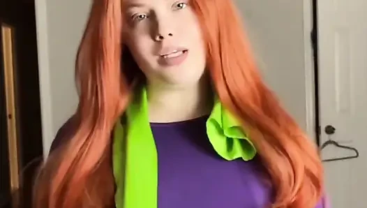 Daphne ngentot memek aduhainya untuk kamu