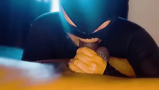 Эпическая колумбийка-дренистка в маске