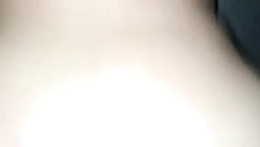 Geceleri üniversiteli kızın götünü kırıyorum