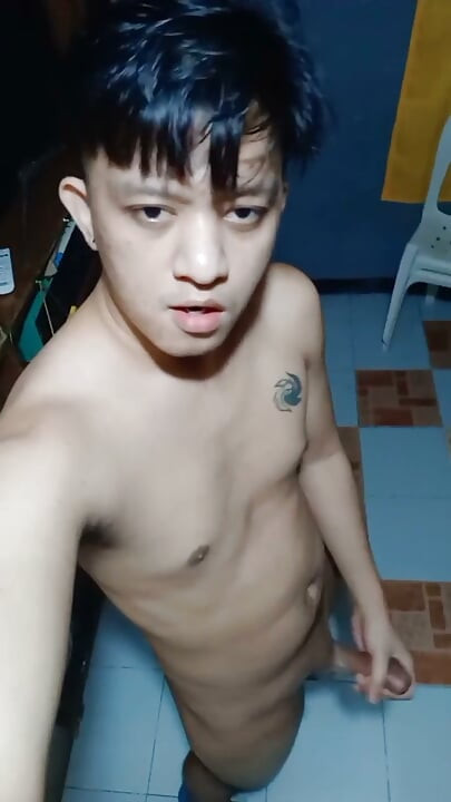 Let Me Give It to You Stepdaddy! Pinoy Twink Masturbation and Live Cum